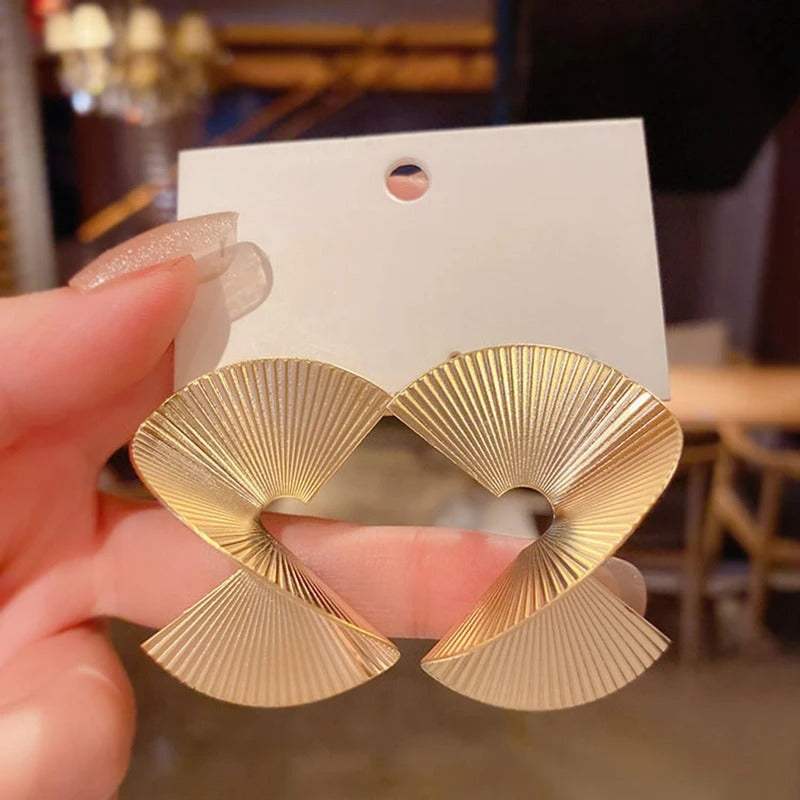 Retro Twisted Spiral Earrings